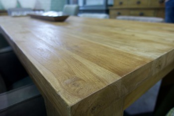 Geborsteld gerecycled teak